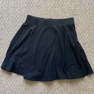 Flowy black skirt